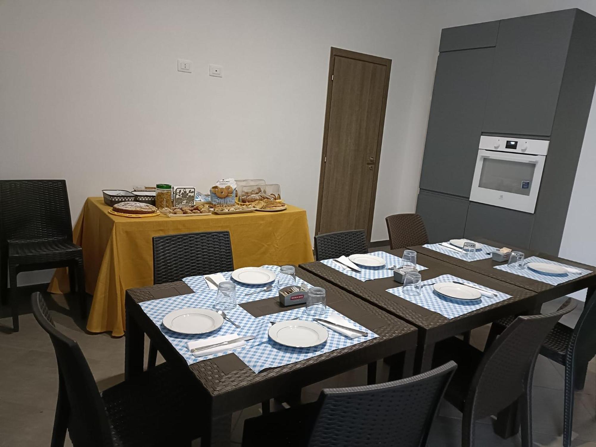 B&B Castiglione กุสโตนาชี ภายนอก รูปภาพ