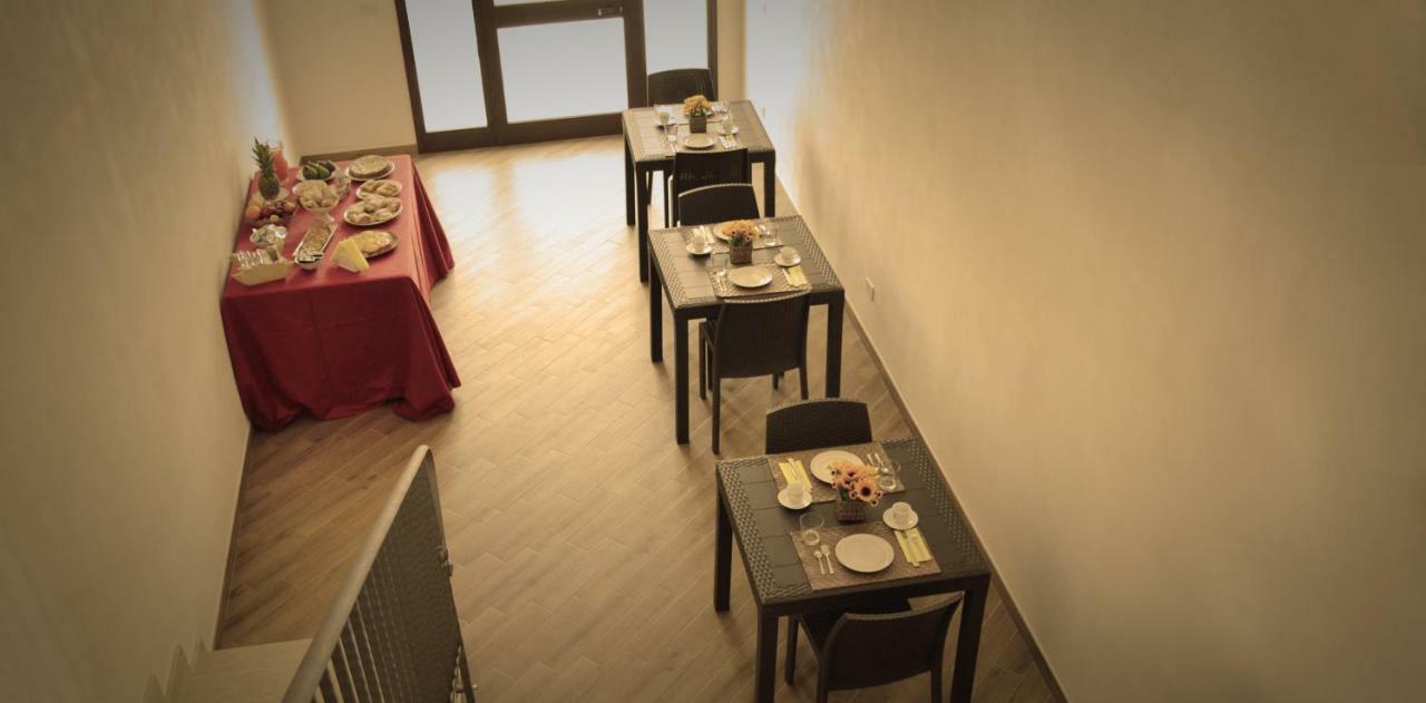 B&B Castiglione กุสโตนาชี ภายนอก รูปภาพ