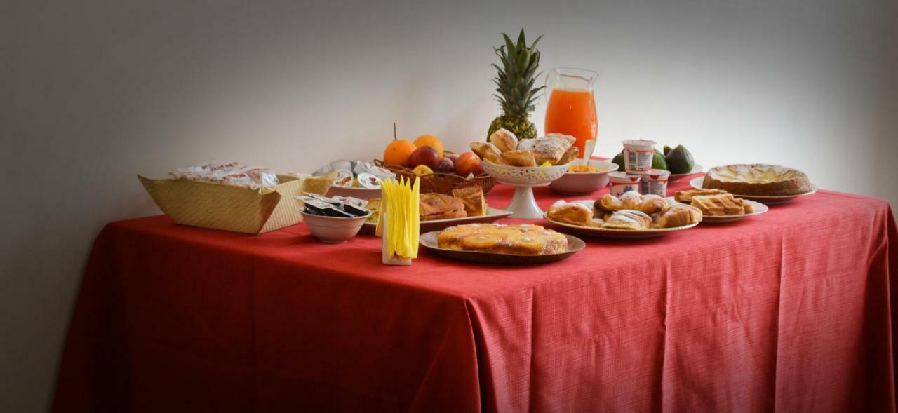 B&B Castiglione กุสโตนาชี ภายนอก รูปภาพ