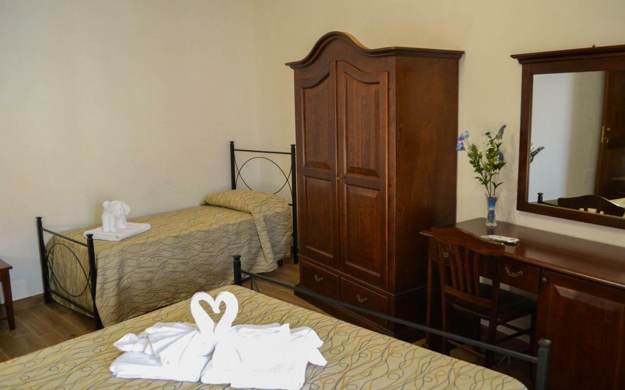 B&B Castiglione กุสโตนาชี ภายนอก รูปภาพ