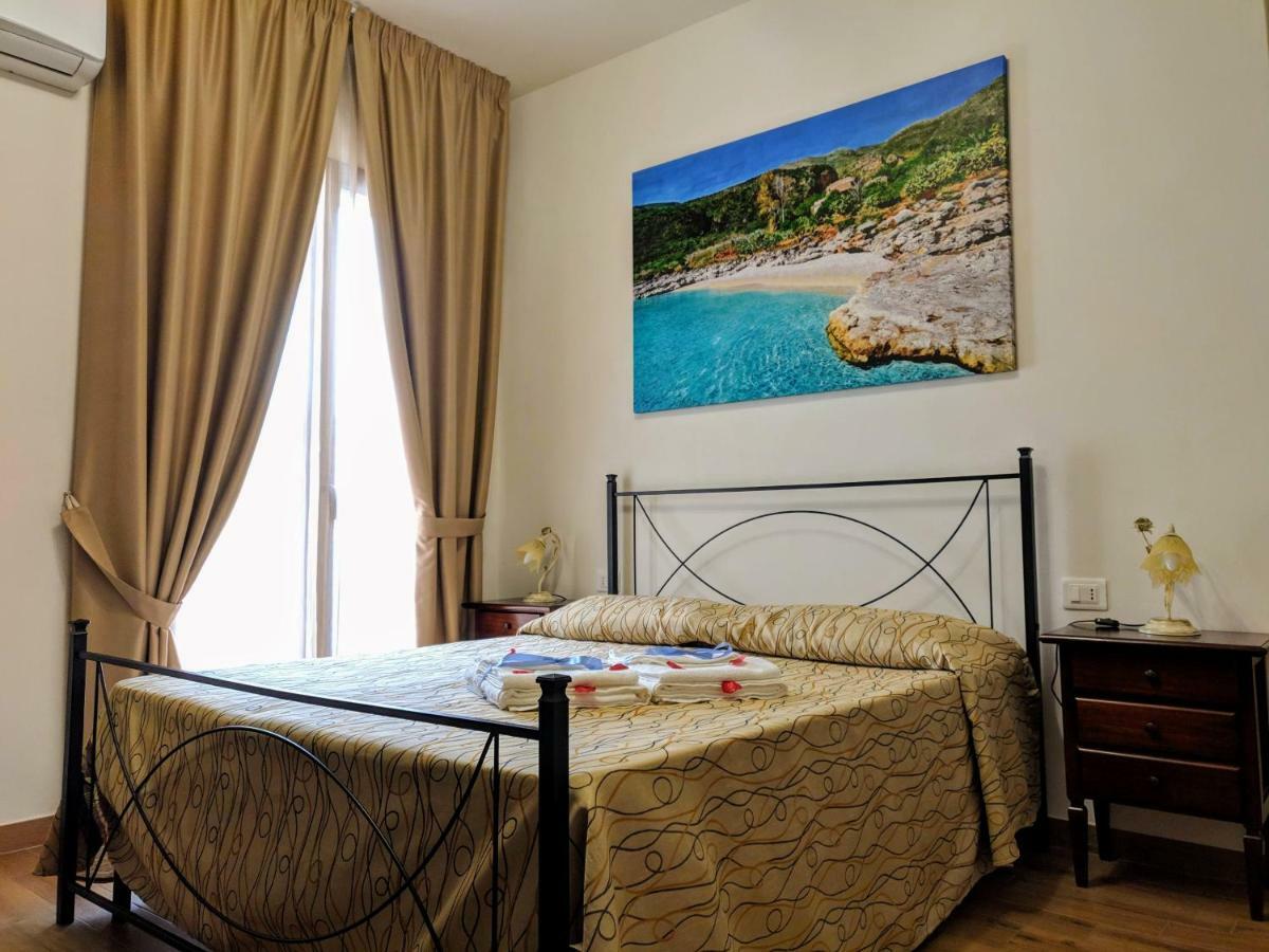 B&B Castiglione กุสโตนาชี ภายนอก รูปภาพ