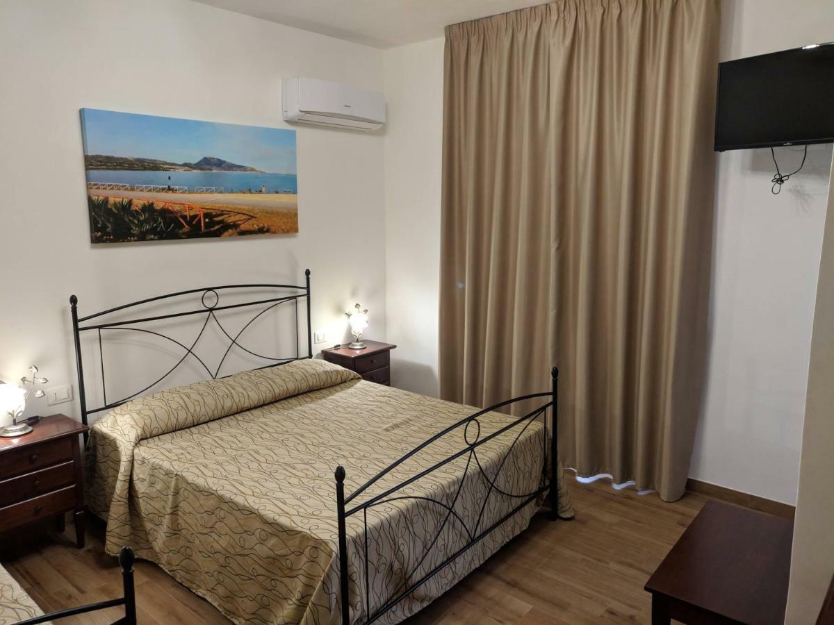 B&B Castiglione กุสโตนาชี ภายนอก รูปภาพ